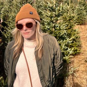 Meet your Posher, Alyssa